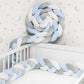 Bettschlange 300 cm in Blau am Babybett