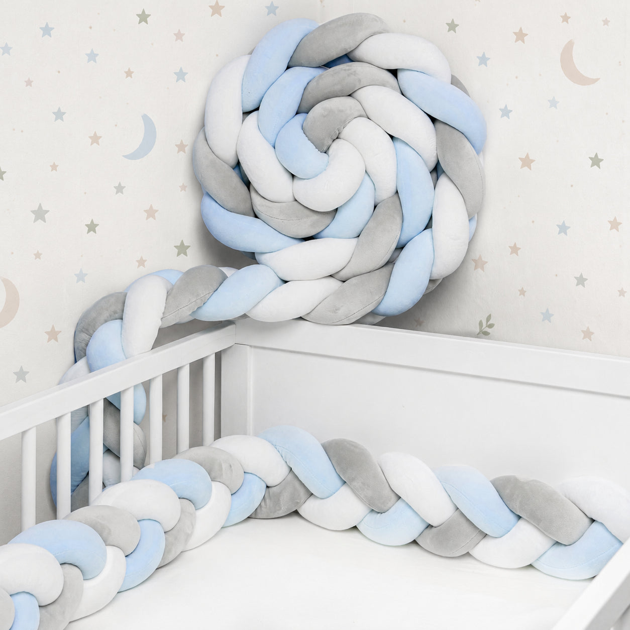 Bettschlange 300 cm in Blau am Babybett
