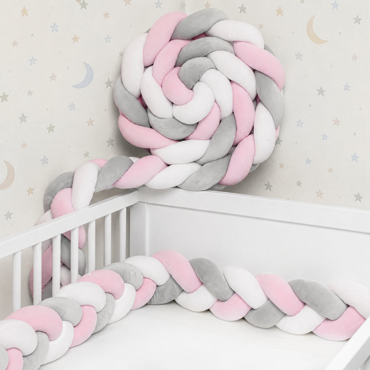 Baby Bettumrandung geflochten in Rosa fürs Gitterbett