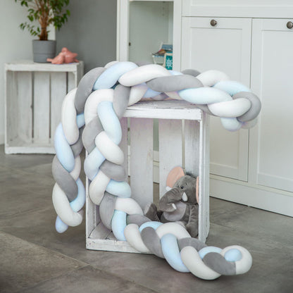 JAKOR® Yoki | Bettschlange geflochten | geprüfte OEKO TEX® Qualität | inkl. Wäschenetz & Tasche | perfekt zum Verschenken