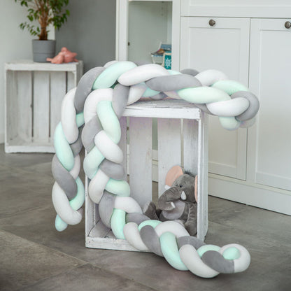 JAKOR® Yoki | Bettschlange geflochten | geprüfte OEKO TEX® Qualität | inkl. Wäschenetz & Tasche | perfekt zum Verschenken